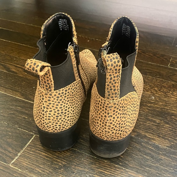 Crown Vintage Leopard bootie - Picture 7 of 7